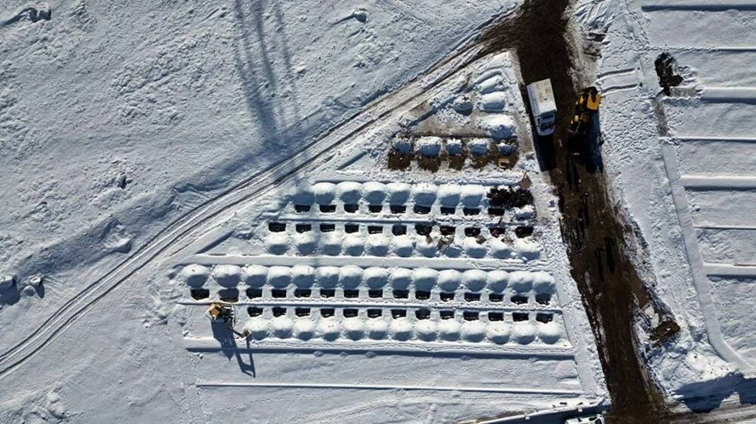 O kentte yüzlerce boş mezar görenleri hayrete düşürdü! Meğer nedeni çok başkaymış 4